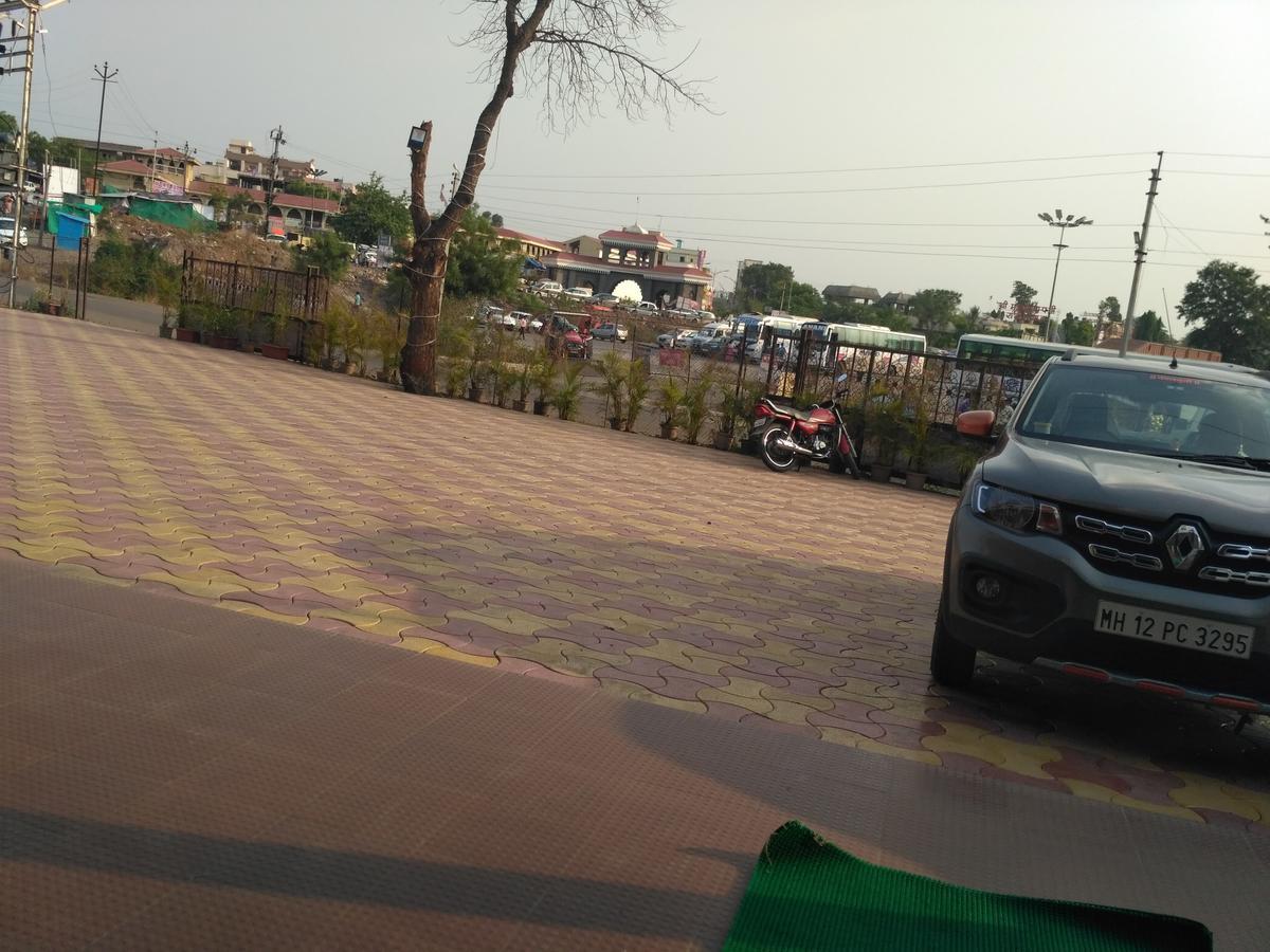 Hotel Morya Garden Ranjangaon Ranjangaon Ganpati Eksteriør bilde